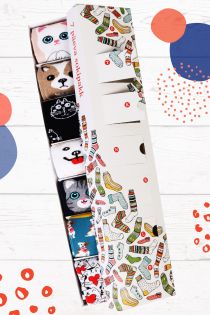 ANIMAL LOVER gift box containing 7 pairs of socks for each week day | BestSockDrawer.com